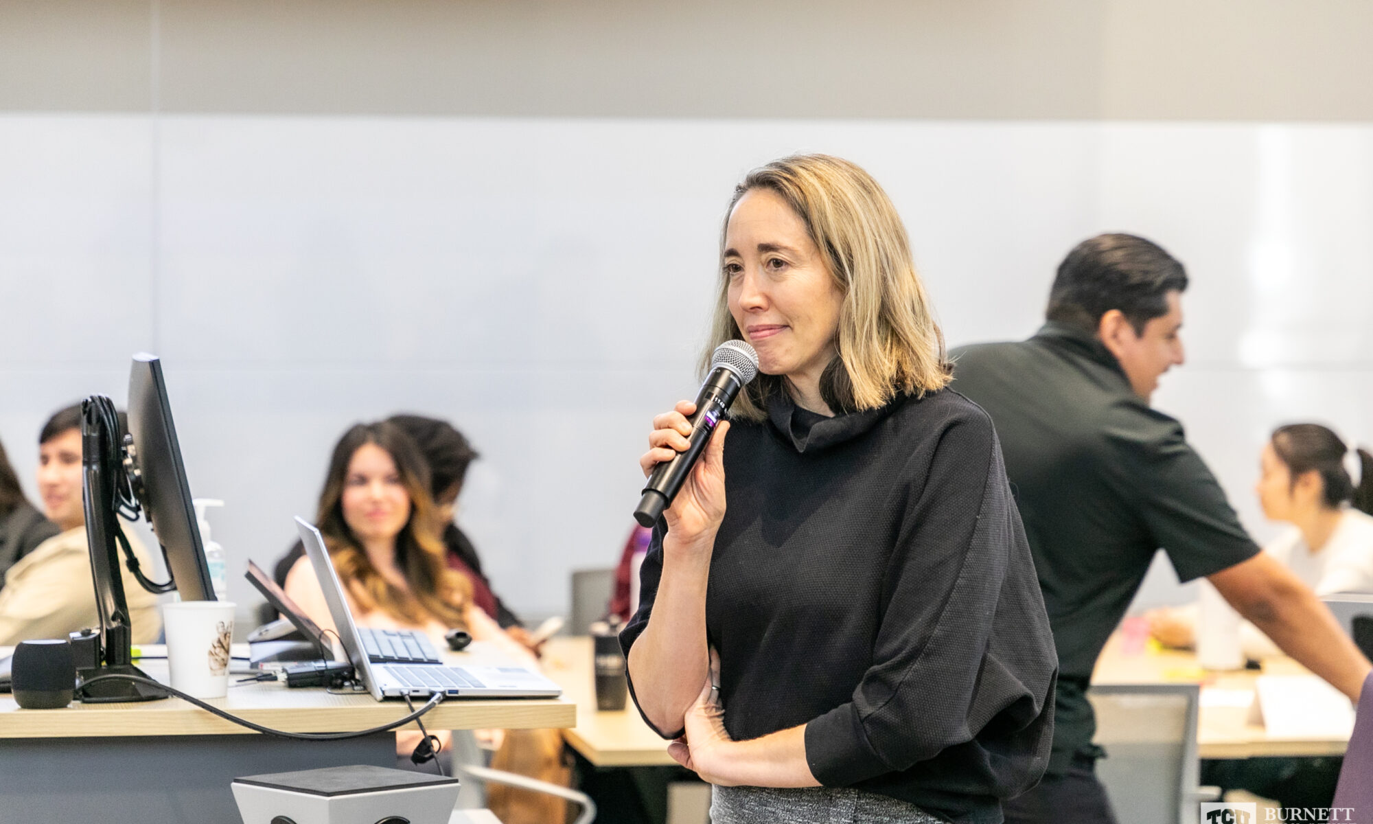 Abigail Tucker, a Co-Founder of Heroes for Healthcare, trains third-year medical students at the Anne Burnett Marion School of Medicine at Texas Christian University.
